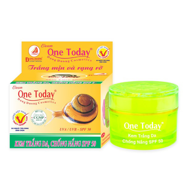 Kem trắng da chống nắng SPF 50