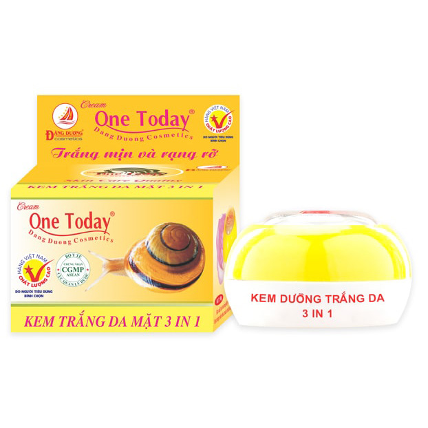 Kem dưỡng trắng da mặt 3 trong 1